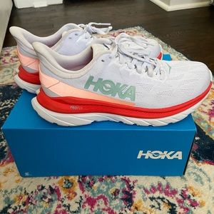 HOKA MACH 4 women’s - like new